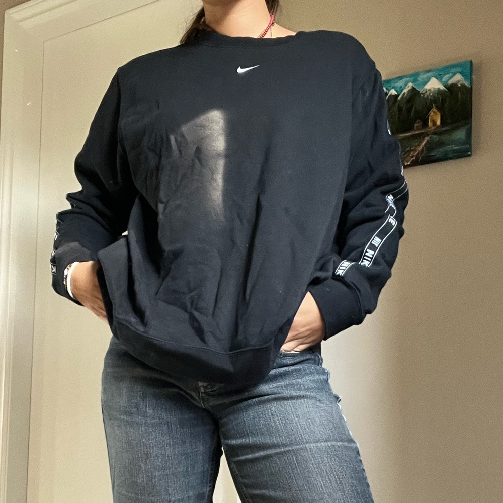 Nike Classic Black Crewneck
